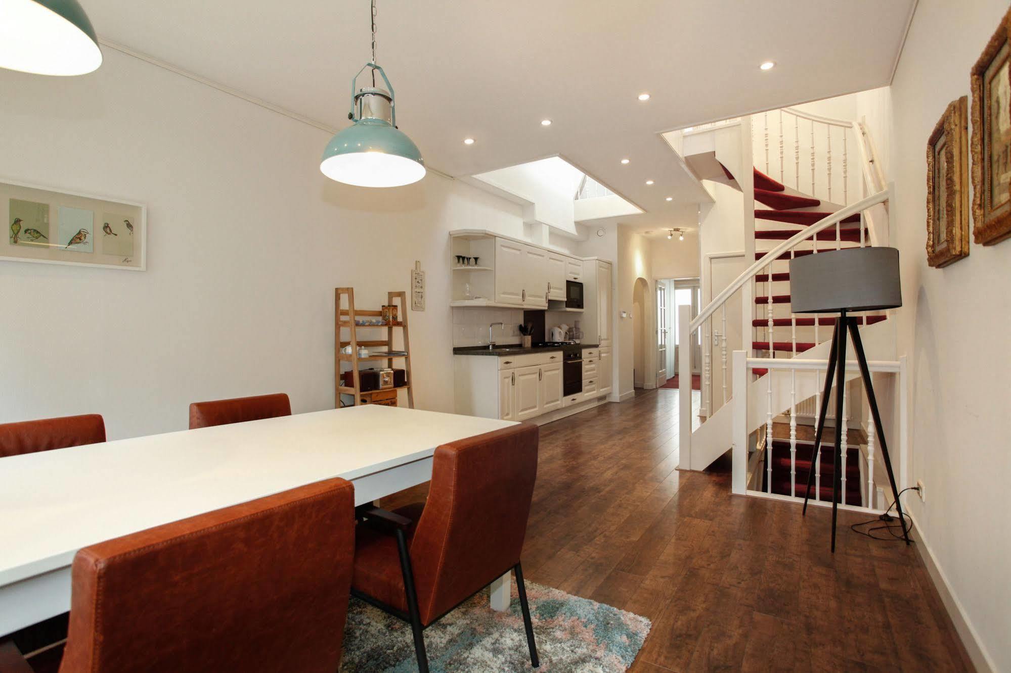 Stayci Serviced Apartments Noordeinde Гаага Екстер'єр фото
